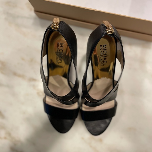 Holiday Dress Black Leather Shoe Sandals, Michael Kore Elena Platform Modern - Picture 4 of 10